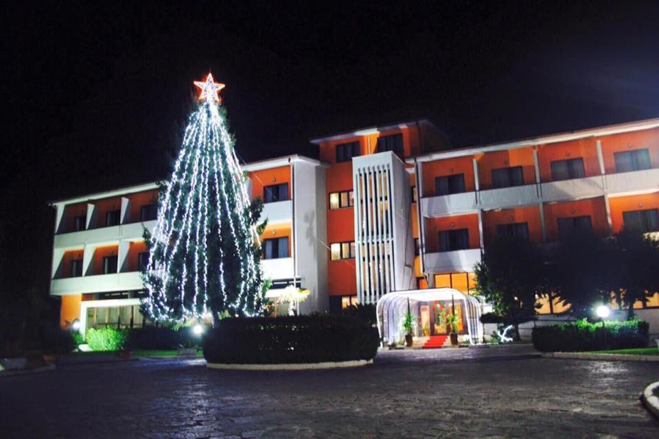 Venafro Palace Hotel Kültér fotó